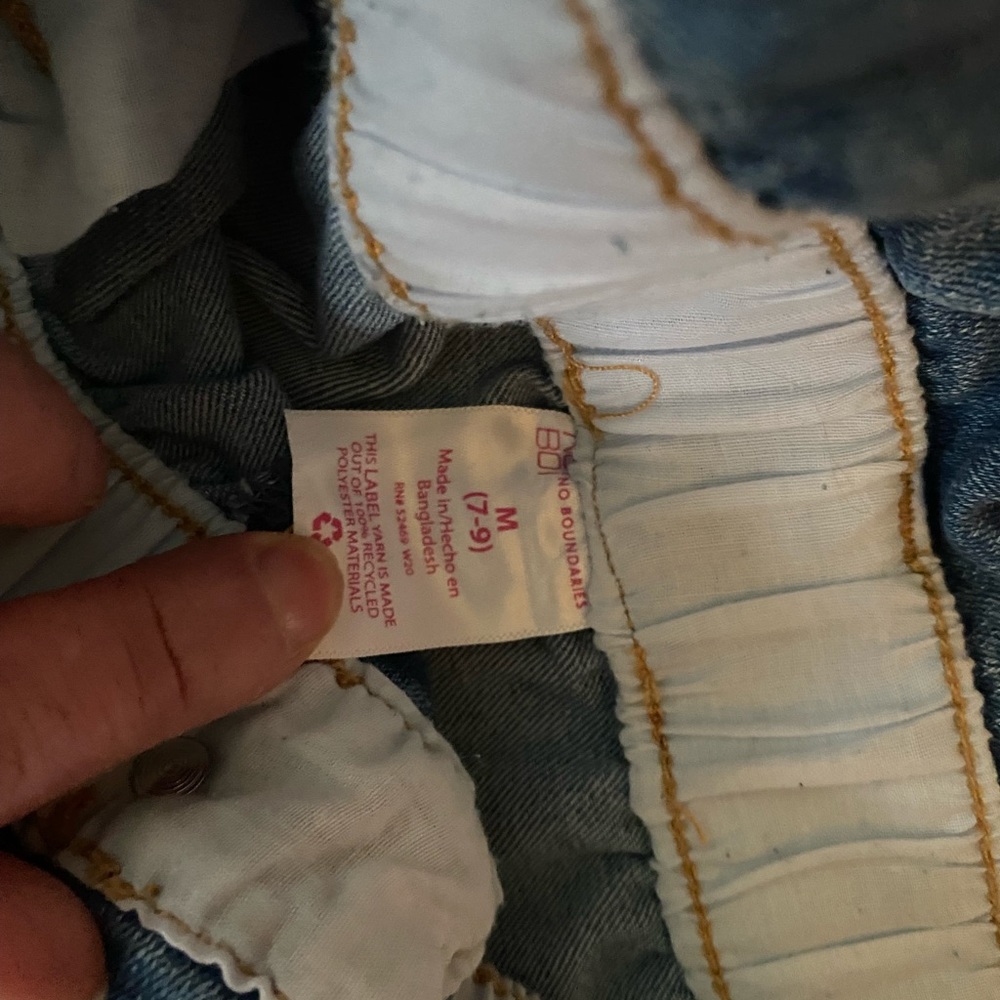 Size 7-9 jeans by No boundaries